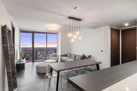 Copropriété à vendre à Miami, Floride: 2 chambres, 116.03 m2 № 1976671 - photo 5