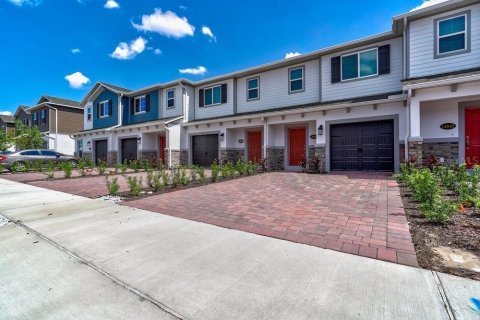 Townhouse in Orlando, Florida 3 bedrooms, 137.87 sq.m. № 2400273 - photo 2