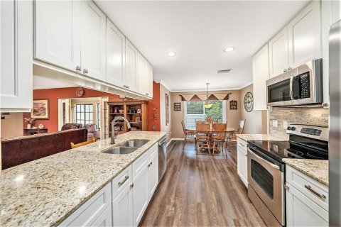 Casa en venta en Temple Terrace, Florida, 4 dormitorios, 185.34 m2 № 1804936 - foto 18