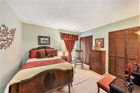 Casa en venta en Temple Terrace, Florida, 4 dormitorios, 185.34 m2 № 1804936 - foto 22