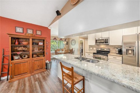 Casa en venta en Temple Terrace, Florida, 4 dormitorios, 185.34 m2 № 1804936 - foto 15