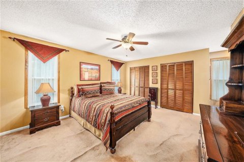 Casa en venta en Temple Terrace, Florida, 4 dormitorios, 185.34 m2 № 1804936 - foto 19