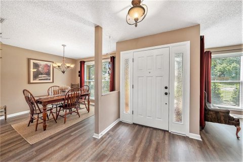 Casa en venta en Temple Terrace, Florida, 4 dormitorios, 185.34 m2 № 1804936 - foto 6