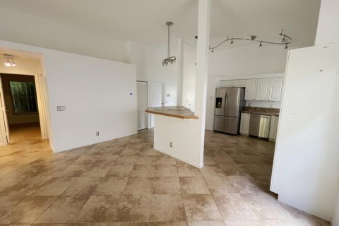 House in Riviera Beach, Florida 3 bedrooms, 146.79 sq.m. № 2086467 - photo 6