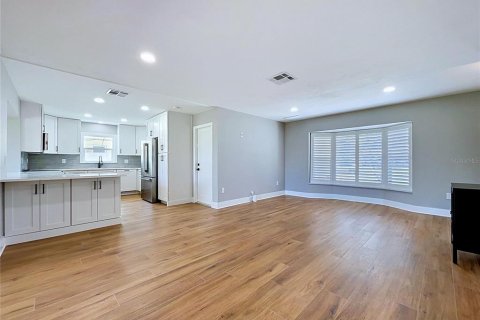Villa ou maison à vendre à Palm Harbor, Floride: 2 chambres, 129.69 m2 № 2109718 - photo 15