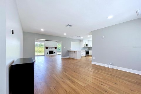 Villa ou maison à vendre à Palm Harbor, Floride: 2 chambres, 129.69 m2 № 2109718 - photo 6