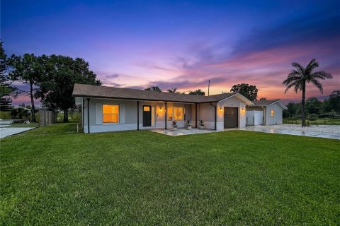 Casa en Palm Harbor, Florida 2 dormitorios, 129.69 m2 № 2109718