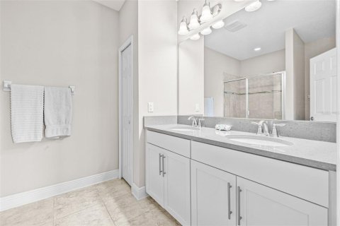 Townhouse in Tampa, Florida 3 bedrooms, 157.93 sq.m. № 1819019 - photo 18