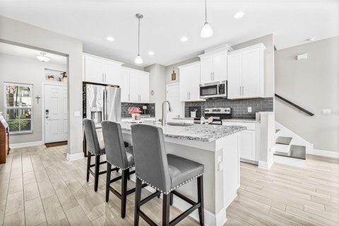 Townhouse in Tampa, Florida 3 bedrooms, 157.93 sq.m. № 1819019 - photo 6