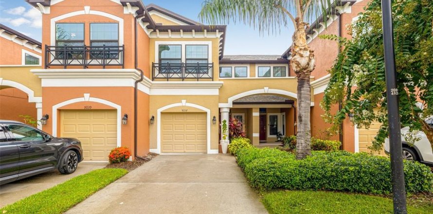 Townhouse in Tampa, Florida 3 bedrooms, 157.93 sq.m. № 1819019