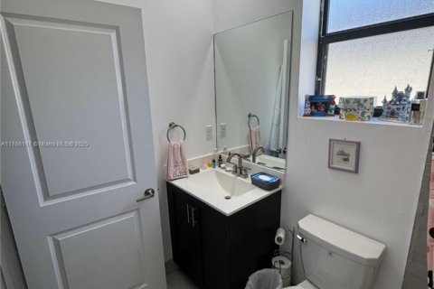 Touwnhouse à vendre à Homestead, Floride: 4 chambres, 179.86 m2 № 1701210 - photo 16