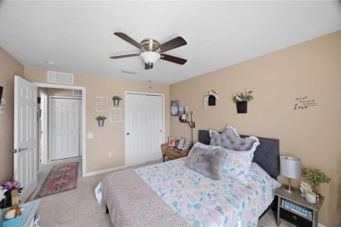 Townhouse in Riverview, Florida 3 bedrooms, 157.93 sq.m. № 2134487 - photo 16