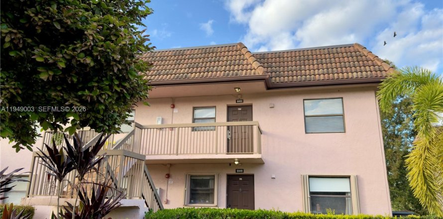 Condo à Pembroke Pines, Floride, 2 chambres  № 2005489