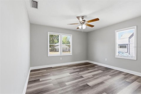 Villa ou maison à louer à Gulfport, Floride: 3 chambres, 134.99 m2 № 2112000 - photo 22