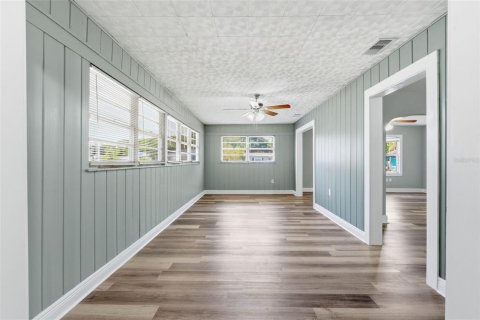 Villa ou maison à louer à Gulfport, Floride: 3 chambres, 134.99 m2 № 2112000 - photo 11