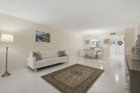Condominio en venta en Delray Beach, Florida, 2 dormitorios, 114.27 m2 № 2078764 - foto 11
