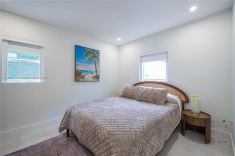 Casa en venta en Miami, Florida, 3 dormitorios № 2015705 - foto 22