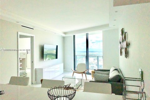 Copropriété à louer à Miami, Floride: 2 chambres, 106 m2 № 1955268 - photo 7