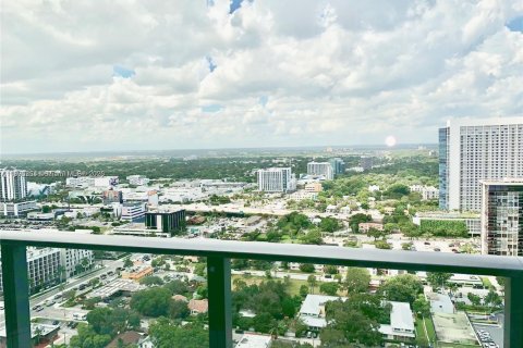 Copropriété à louer à Miami, Floride: 2 chambres, 106 m2 № 1955268 - photo 2