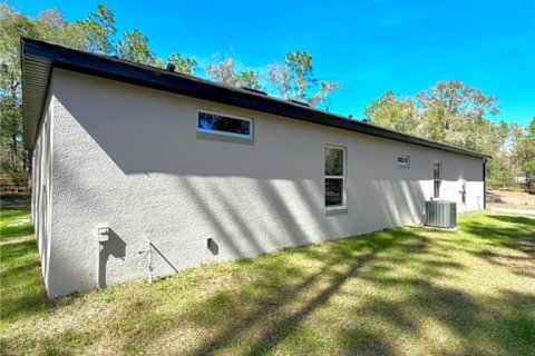 House in Inverness, Florida 4 bedrooms, 184.88 sq.m. № 2202207 - photo 26