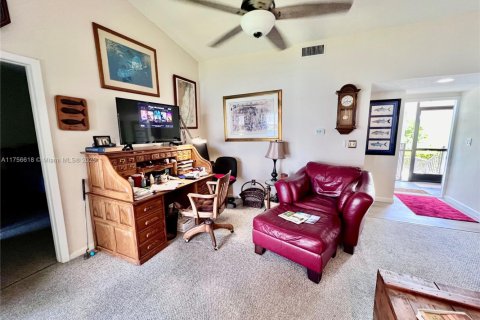 Condo in Homestead, Florida, 1 bedroom  № 1862776 - photo 12