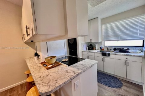 Condo in Homestead, Florida, 1 bedroom  № 1862776 - photo 19