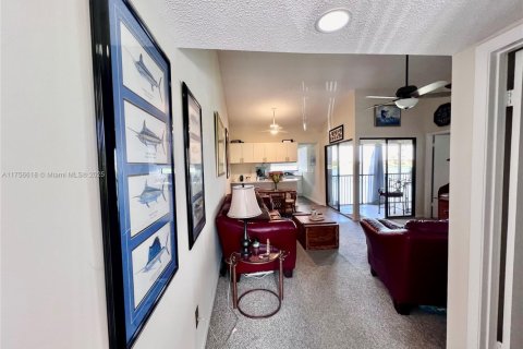 Condo in Homestead, Florida, 1 bedroom  № 1862776 - photo 5