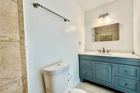 Casa en venta en Miami Gardens, Florida, 4 dormitorios, 151.24 m2 № 2032178 - foto 7