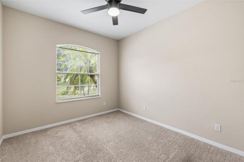Villa ou maison à vendre à North Port, Floride: 3 chambres, 142.23 m2 № 2389216 - photo 20