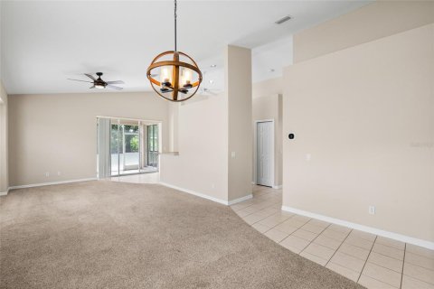 Villa ou maison à vendre à North Port, Floride: 3 chambres, 142.23 m2 № 2389216 - photo 15