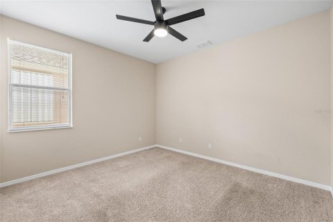 Villa ou maison à vendre à North Port, Floride: 3 chambres, 142.23 m2 № 2389216 - photo 30