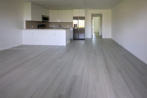 Condo in Boca Raton, Florida, 1 bedroom  № 1874692 - photo 12