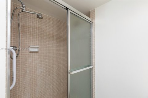 Купить кондоминиум в Холливуд, Флорида 2 спальни, 173.54м2, № 1986160 - фото 24