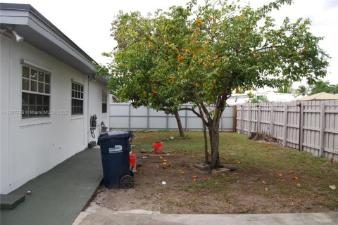 Casa en venta en Miami, Florida, 3 dormitorios, 178.19 m2 № 1867201 - foto 8