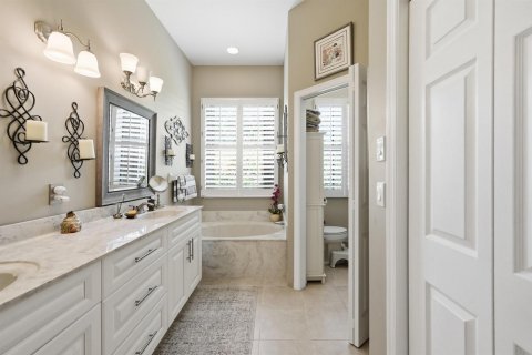 House in Delray Beach, Florida 3 bedrooms, 144.37 sq.m. № 2146965 - photo 19