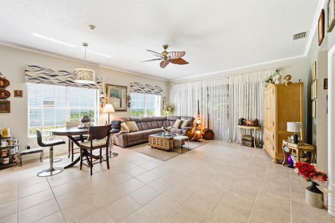 House in Delray Beach, Florida 3 bedrooms, 144.37 sq.m. № 2146965 - photo 12