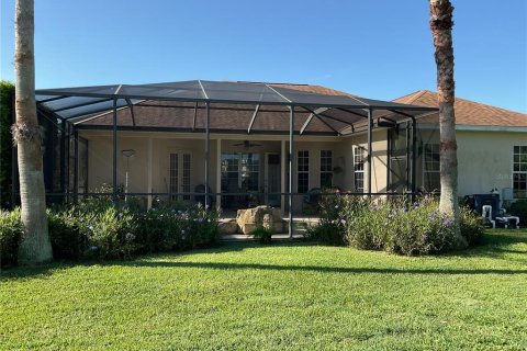 House in Summerfield, Florida 3 bedrooms, 188.68 sq.m. № 1901876 - photo 27