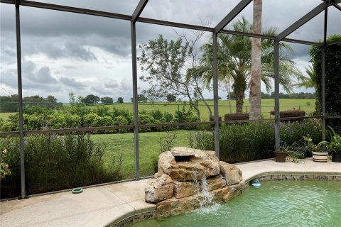 House in Summerfield, Florida 3 bedrooms, 188.68 sq.m. № 1901876 - photo 24
