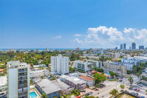 Снять в аренду кондоминиум в Майами-Бич, Флорида 2 спальни, 117.24м2, № 1948124 - фото 12