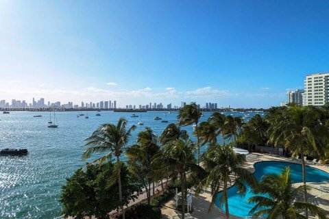 Снять в аренду кондоминиум в Майами-Бич, Флорида 2 спальни, 117.24м2, № 1948124 - фото 19