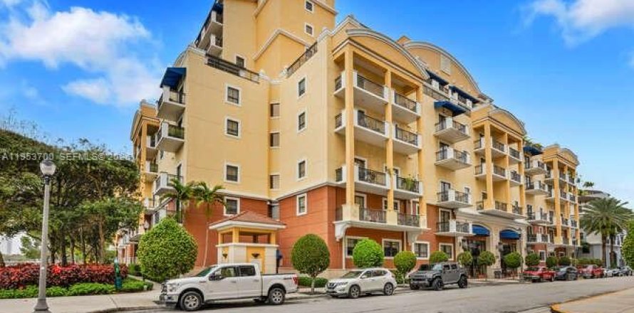 Condominio en Miami, Florida, 2 dormitorios  № 2153283