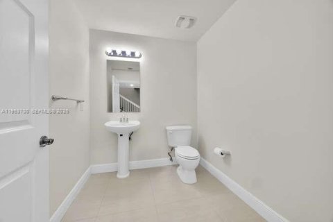 Condominio en venta en Miami, Florida, 2 dormitorios, 202.71 m2 № 2153283 - foto 8