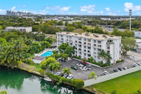 Купить кондоминиум в Майами, Флорида 1 комната, 69.31м2, № 2002329 - фото 30