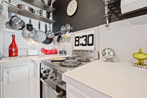 Купить кондоминиум в Майами, Флорида 1 комната, 69.31м2, № 2002329 - фото 8