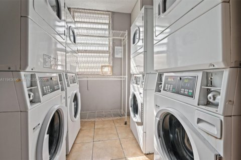 Купить кондоминиум в Майами, Флорида 1 комната, 69.31м2, № 2002329 - фото 26
