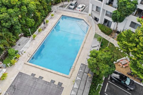 Купить кондоминиум в Майами, Флорида 1 комната, 69.31м2, № 2002329 - фото 27