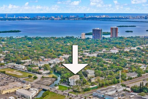 Студия в кондо в Майами, Флорида № 2002329