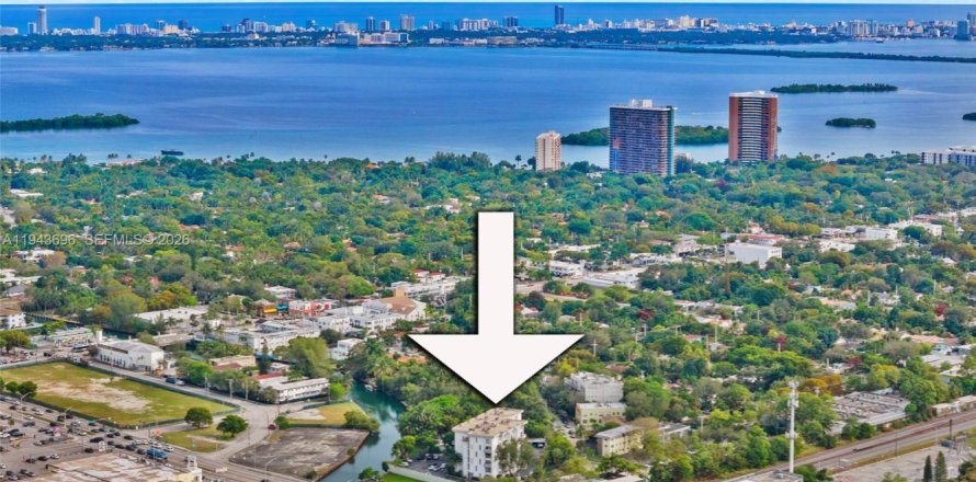 Студия в кондо в Майами, Флорида № 2002329