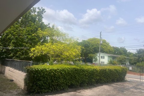 Land in Miami, Florida № 1864371 - photo 4