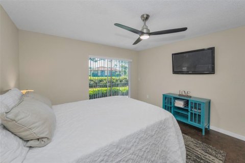 Condo in Clearwater, Florida, 2 bedrooms  № 1641005 - photo 23